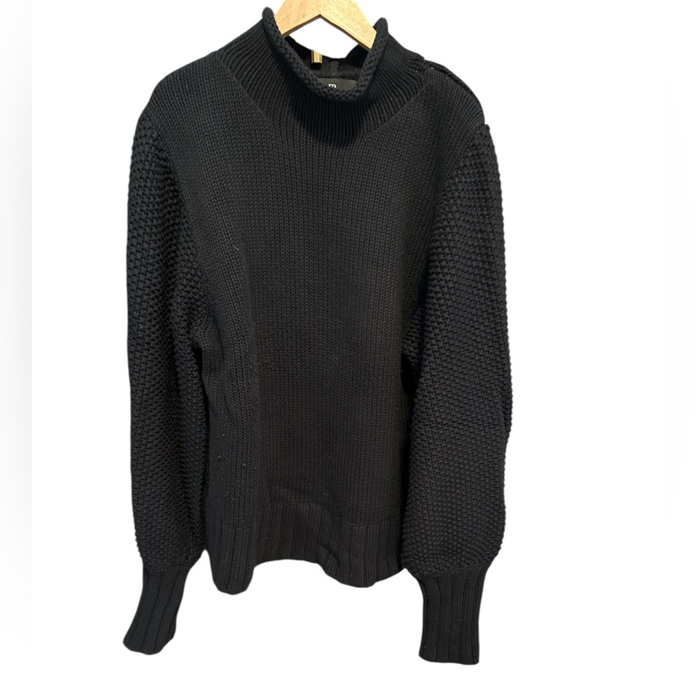 Women’s Black Banana Republic Sweater